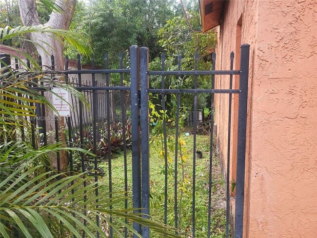 Building Photo - 2221 NW 55th Terrace