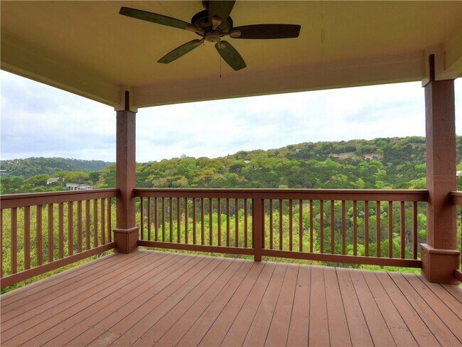 Building Photo - 2006 S Oak Canyon Rd