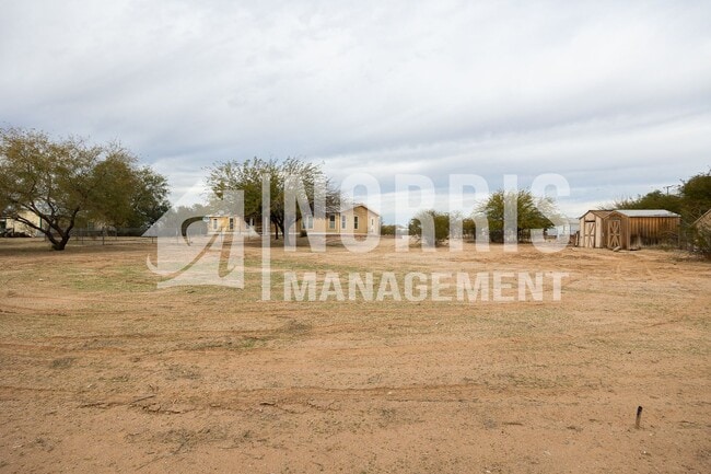 Building Photo - Acreage, NO HOA, So Much Room!