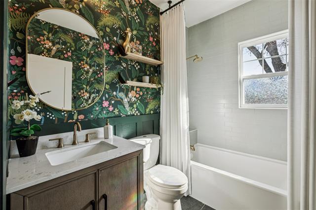 Building Photo - 5019 Stoneleigh Ave