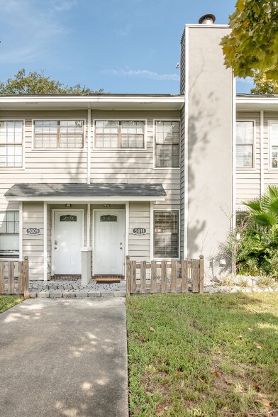 Building Photo - 5011 Jenkins Ave