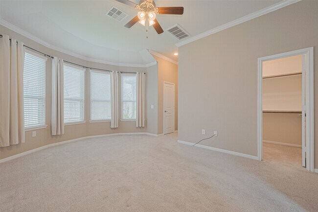 Building Photo - 5327 Silver Ledge Dr