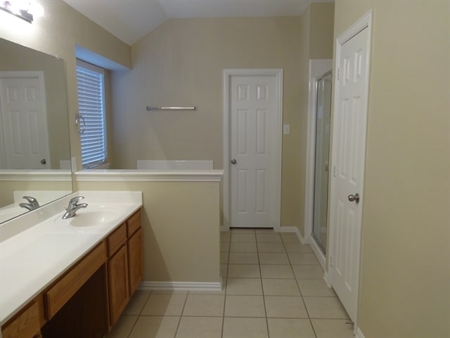 Building Photo - 2506 Parkview Dr
