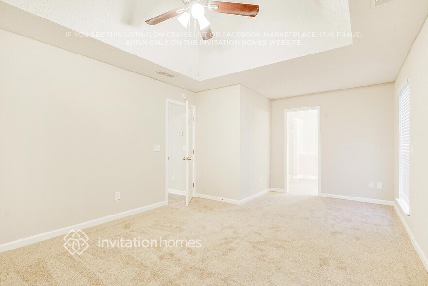 Building Photo - 482 Waterfront Dr