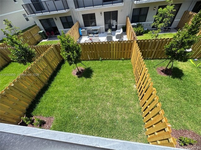 Building Photo - 178 NE 14th St