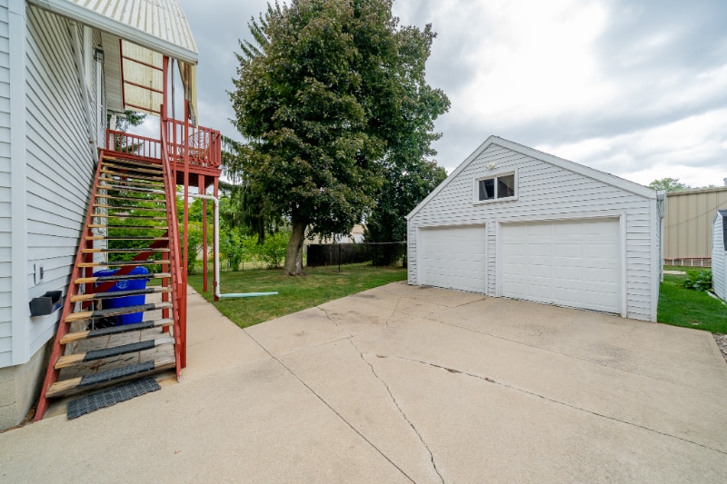 Building Photo - 1343 1/2-1343 1/2 W Washington St