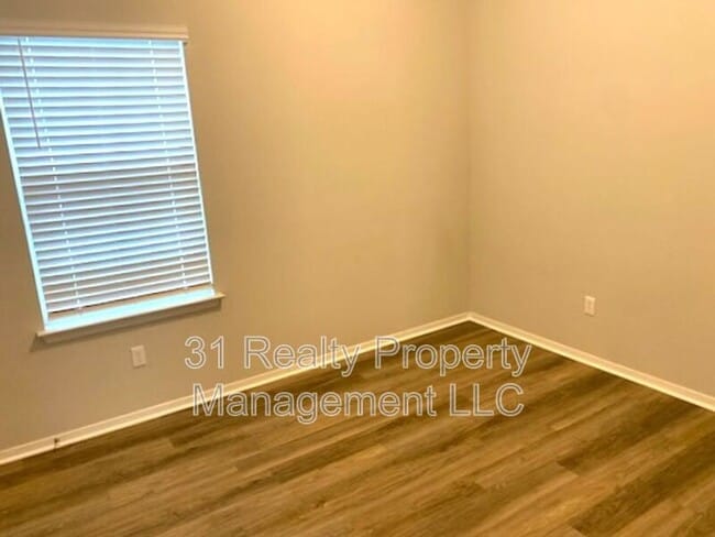 Building Photo - 203 Living Reef Dr