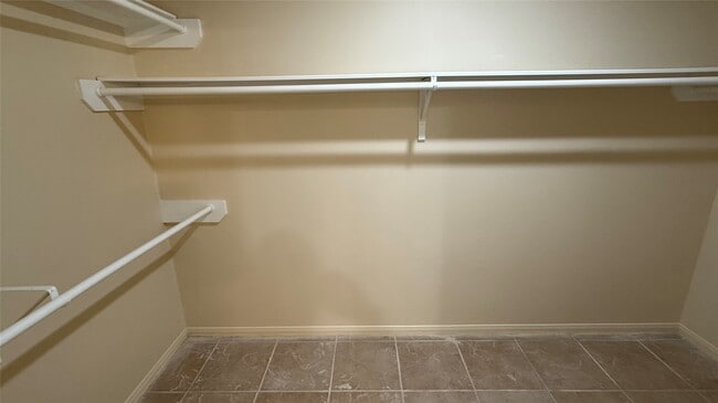 Building Photo - 16806 Pheasant Creek Ct