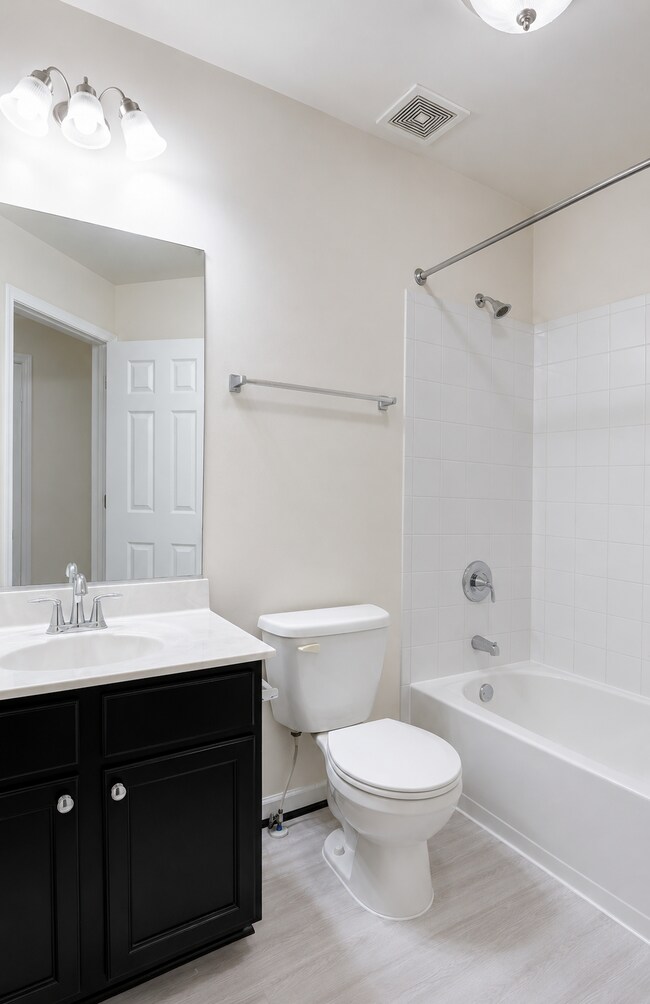 Building Photo - 3BD/2.2BA:  Fabulous Baltimore Townhome