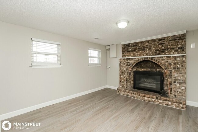 Building Photo - 9109 W 49th St, Merriam, KS 66203