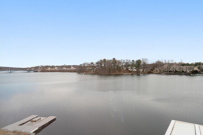 Building Photo - 157 Lake Ave