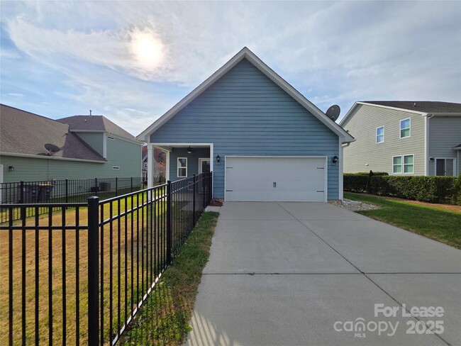 Building Photo - 3320 Keady Mill Loop