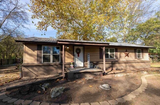 Building Photo - 3015 S Henderson Blvd