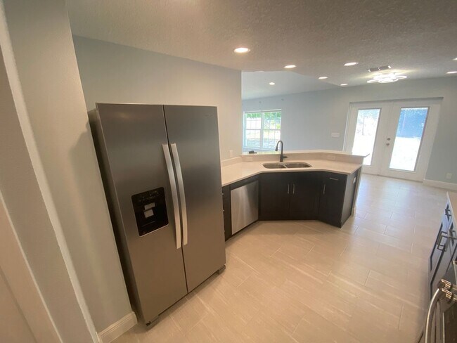 Building Photo - Beautiful, Newer Constructed, Unfurnished, Family Friendly, ANNUAL LEASE In Summerfield