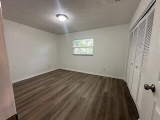 Building Photo - 107 Maplewood Dr