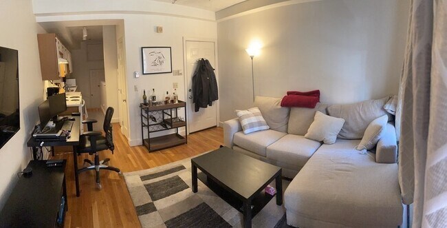 Primary Photo - 222 North St