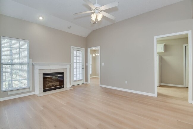 Building Photo - Updated 4 Bedroom in Grovetown