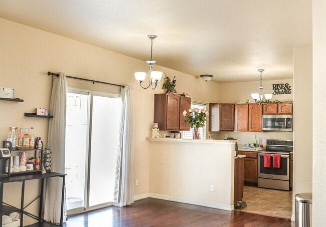 Building Photo - 9234 Red Fern Ln