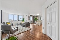 Building Photo - 530 Harmon Cove Tower