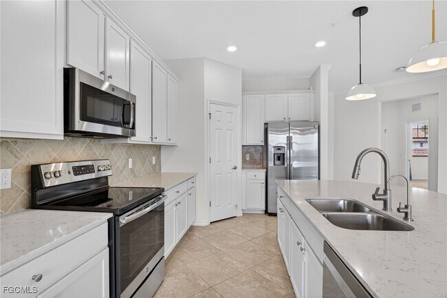 Building Photo - 11773 Grand Belvedere Way