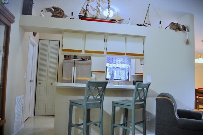 Building Photo - 718 Merlins Ct