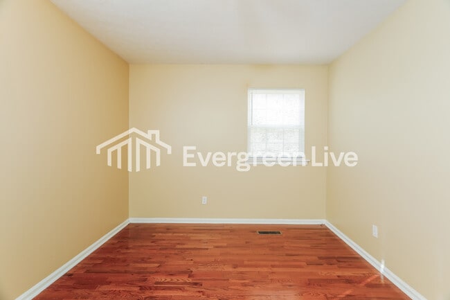 Building Photo - 4012 St John Ln NW