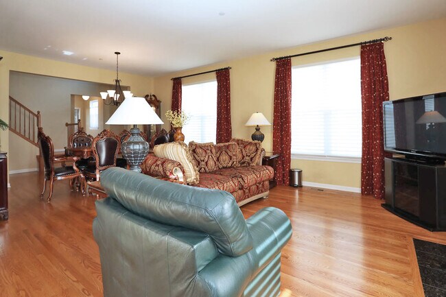 Building Photo - 21911 W Tori Ln