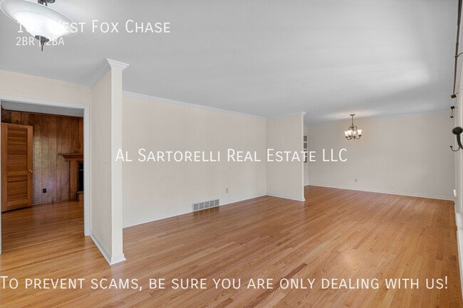 Building Photo - 102 W Fox Chase Rd