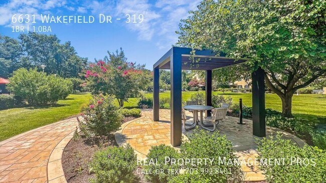 Building Photo - 6631 Wakefield Dr