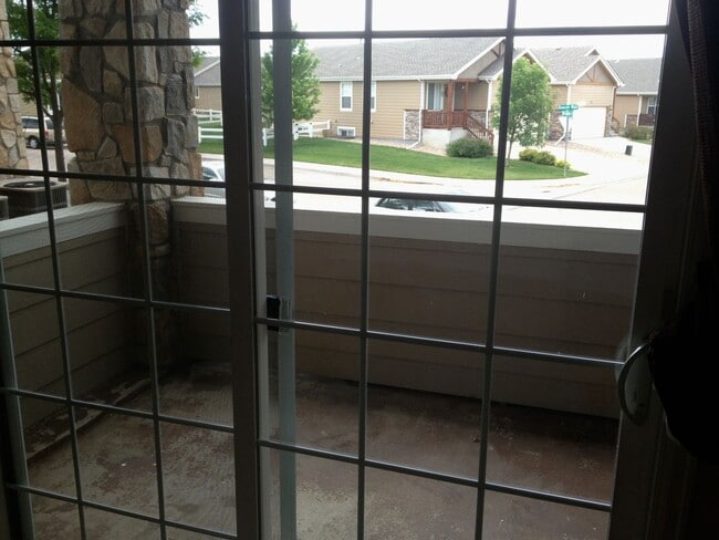 Building Photo - 2 Bed/2 Bath Condo in desirable Water Valley