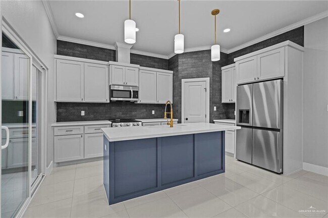 Building Photo - 21 Bicentennial Blvd