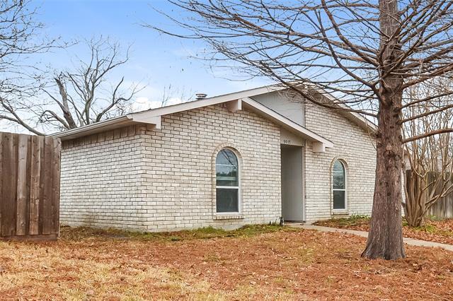 Building Photo - 9017 Willowbrook Dr