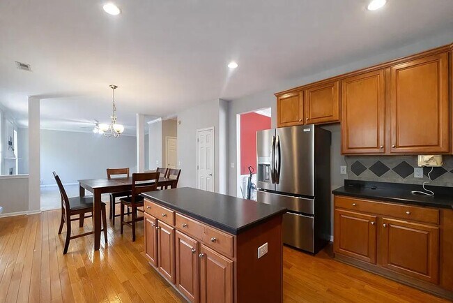 Building Photo - 108 Saybrook Rd