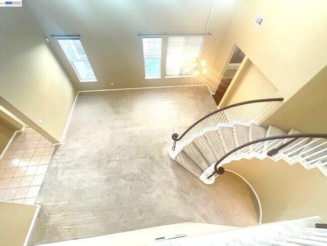 Building Photo - 1669 Marina Way