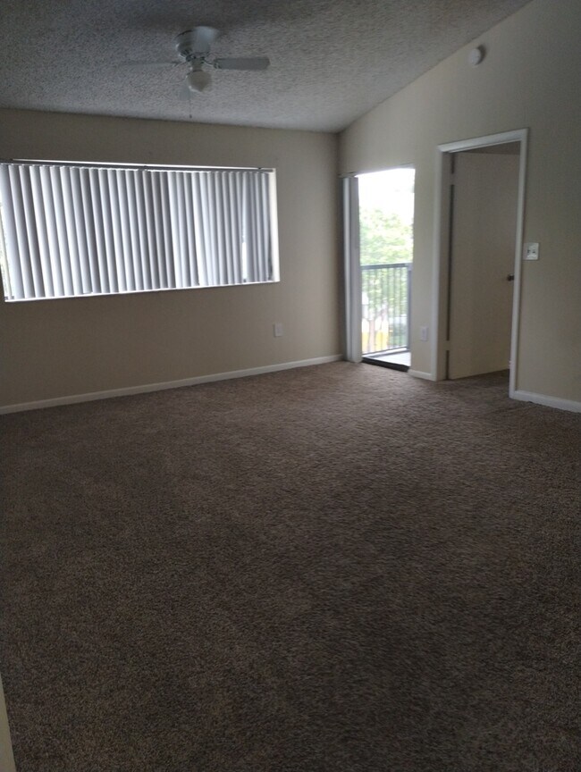 Building Photo - Cozy 1bed/1bath