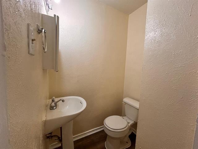 Building Photo - 3601 Aloha Cir