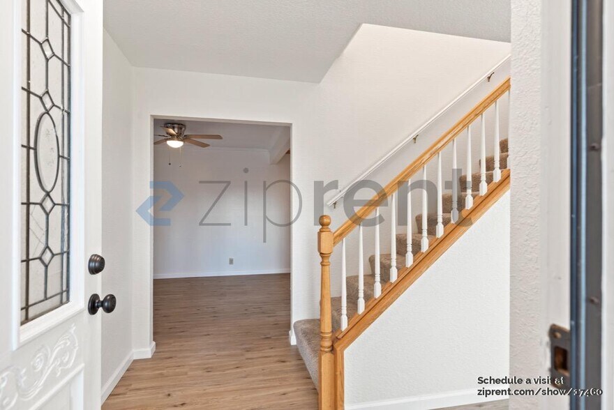 Building Photo - 39986 Barbara St