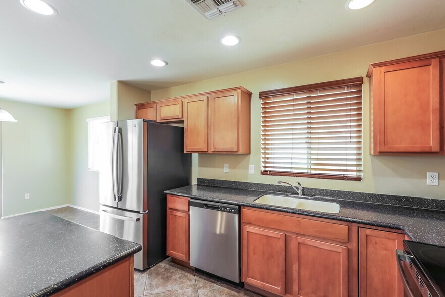 Building Photo - 14318 S Camino Vallado