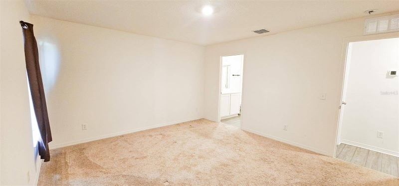 Building Photo - 271 Begonia Ln