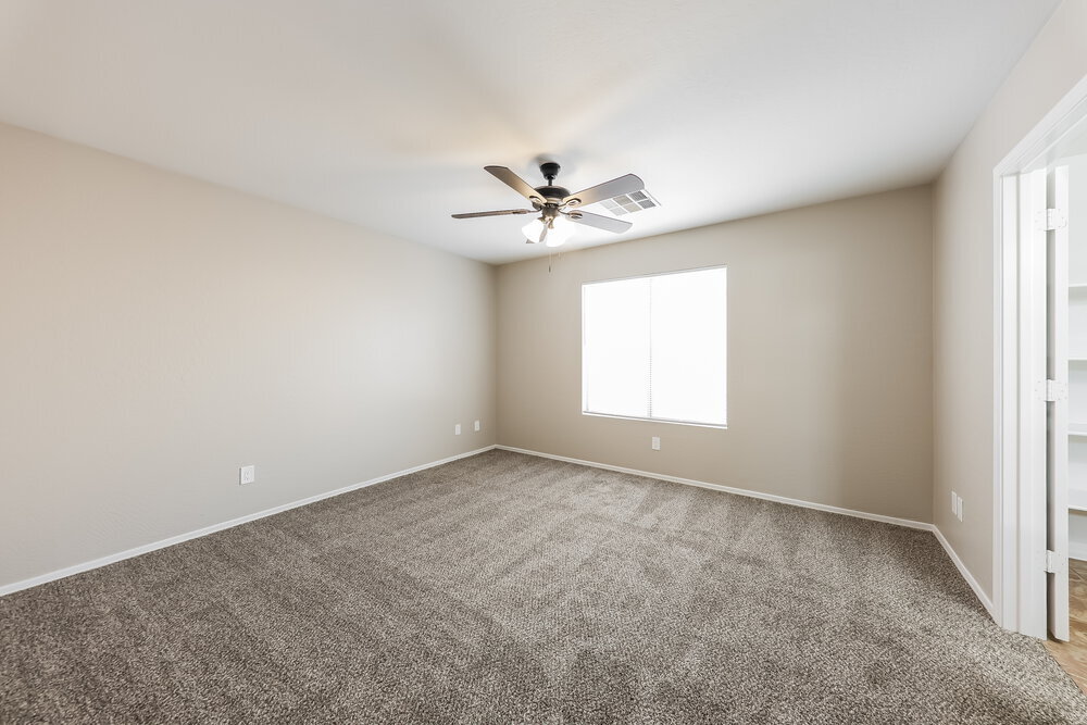 Building Photo - 10618 W Pima St