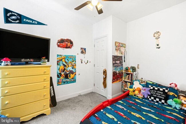 Building Photo - 3056 Aramingo Ave