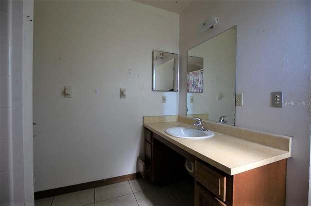 Building Photo - 124 Lakeview Dr