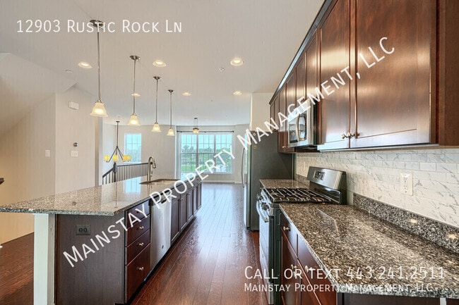 Building Photo - 12903 Rustic Rock Ln