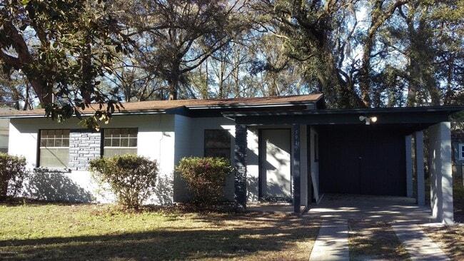 Building Photo - 5919 Oaklane Dr