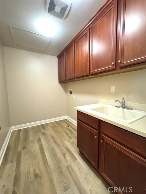 Building Photo - 13945 Barnett Ln