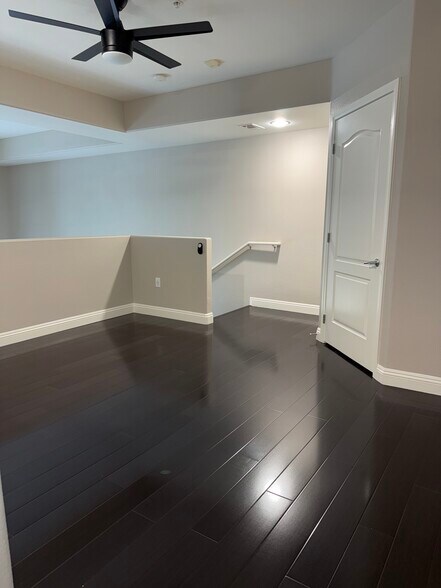 Building Photo - 32 E Serene Ave
