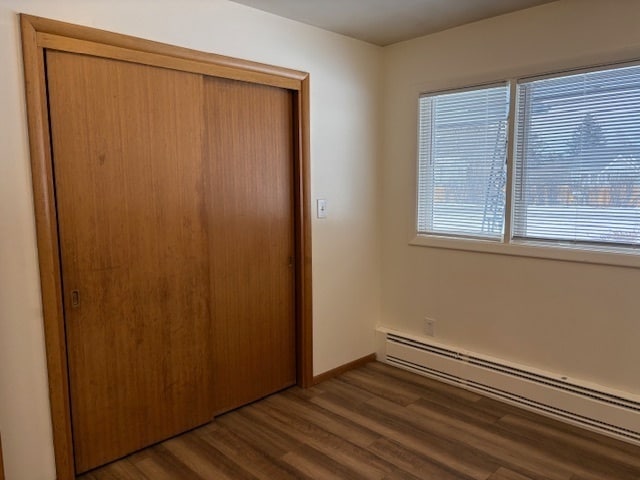 Building Photo - Large house west of Reserve Street