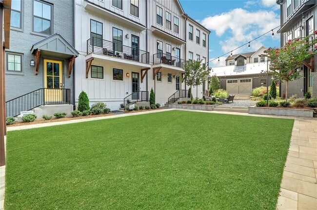 Building Photo - 4443 Buckley Way #65