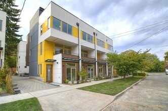 Building Photo - 2311A 48th Ave SW