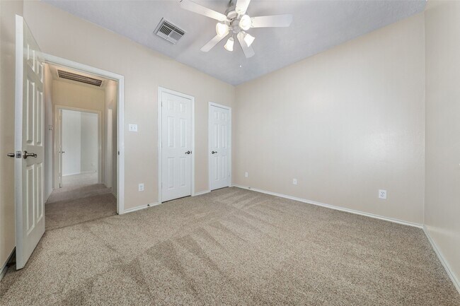 Building Photo - 3 N Abram Cir